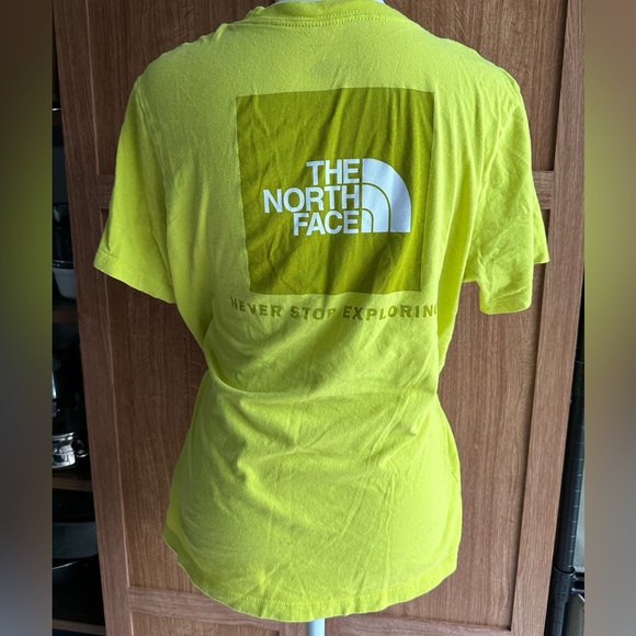 The North Face Lime Tee - Picture 2 of 2